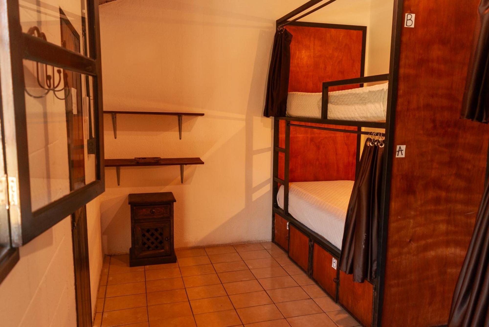 Tzunun Hostel Antigua Dış mekan fotoğraf