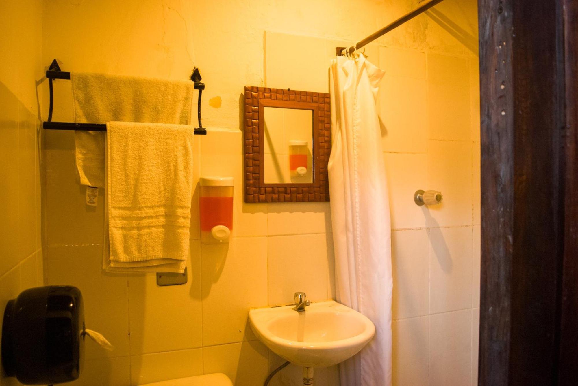 Tzunun Hostel Antigua Dış mekan fotoğraf